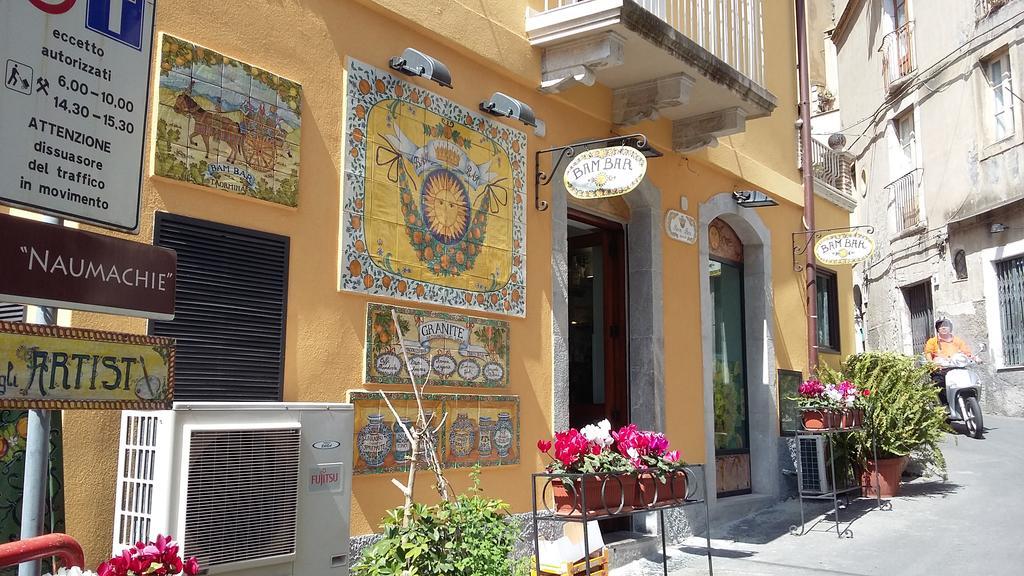Apartament Taormina Rainbow House Zewnętrze zdjęcie